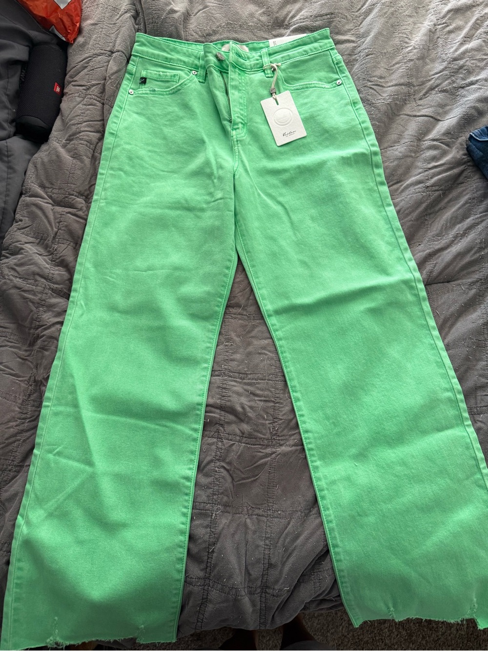 KanCan Bright Green Wide-Leg Cropped Jeans